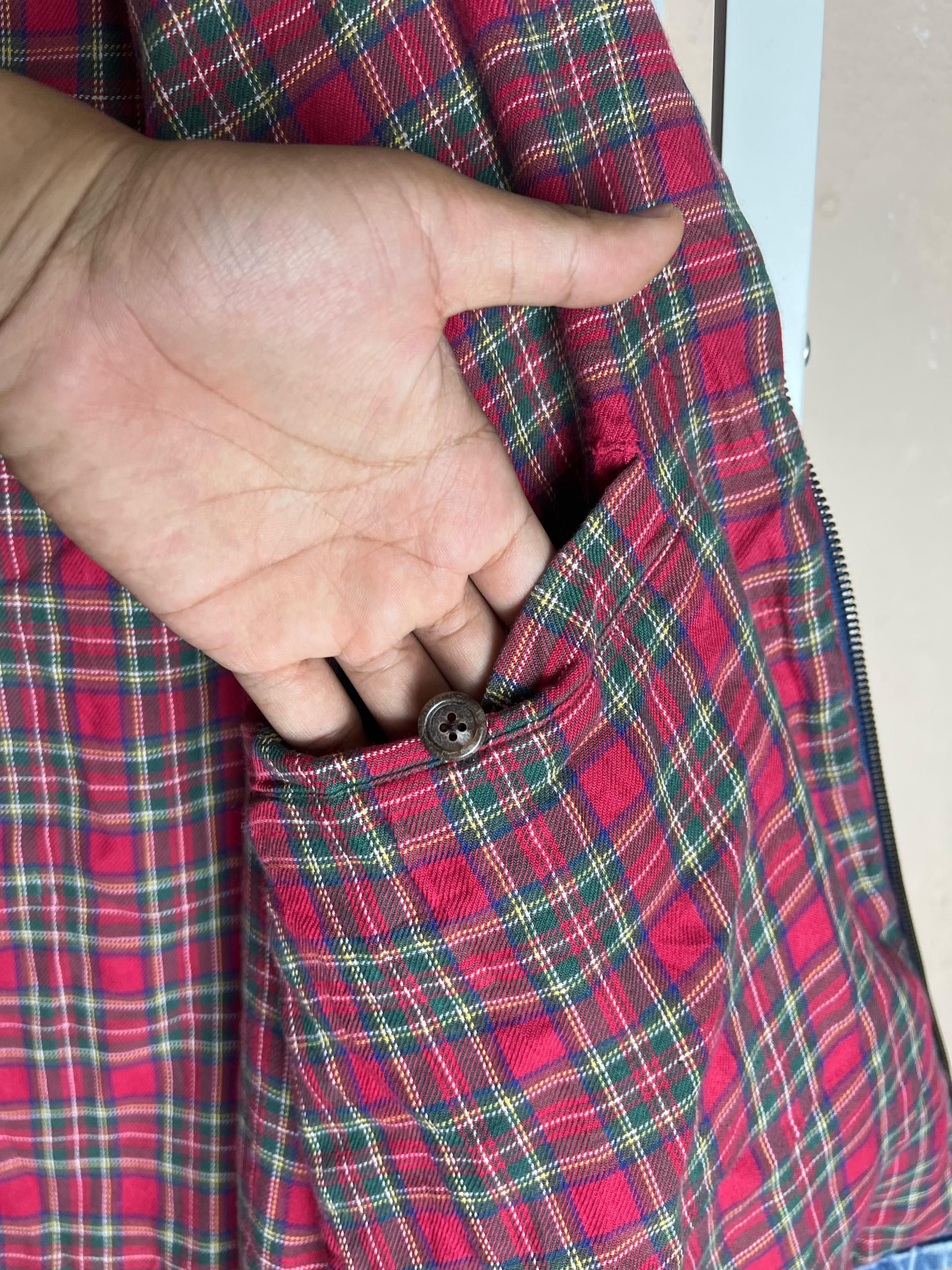 Polo Ralph Lauren × Vintage Vintage Distrassed Polo Ralph Lauren Denim Jacket Size US L / EU 52-54 / 3 - 10 Thumbnail