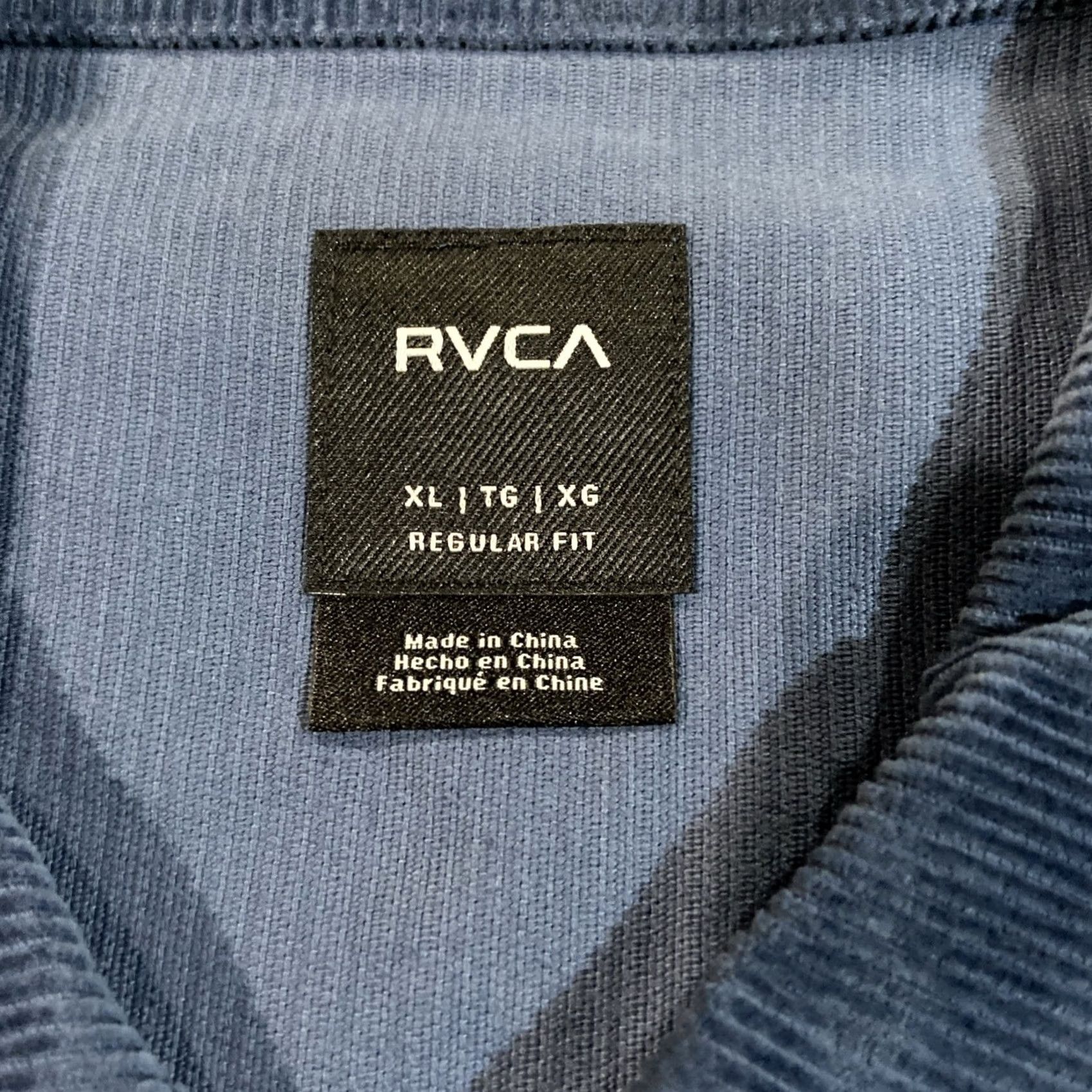 RVCA RVCA Button-Up Long Sleeve Corduroy Shirt XL Duck Blue Men Regular 100 Cotton Pockets Logo Size US XL / EU 56 / 4 - 4 Thumbnail