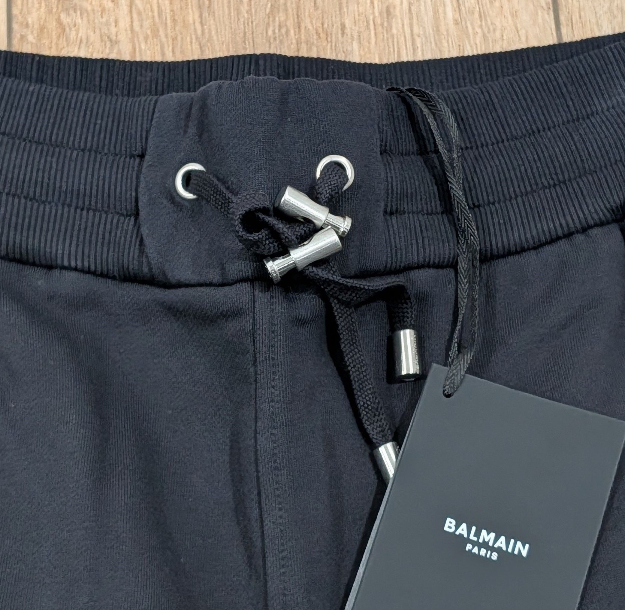 Balmain Balmain Cotton Flocked Logo Sweat Shorts Black Small Size US 30 / EU 46 - 2 Thumbnail
