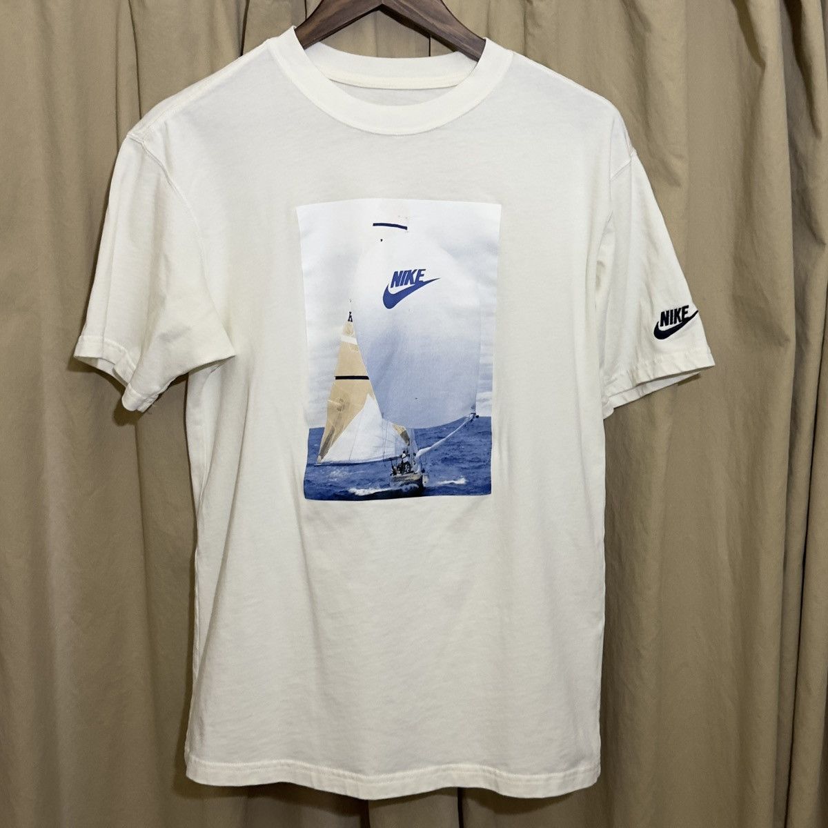 Nike Nike Sportswear Reissue Sailing Sail Boat Tee DA0939-133 Size US XS / EU 42 / 0 - 1 Thumbnail