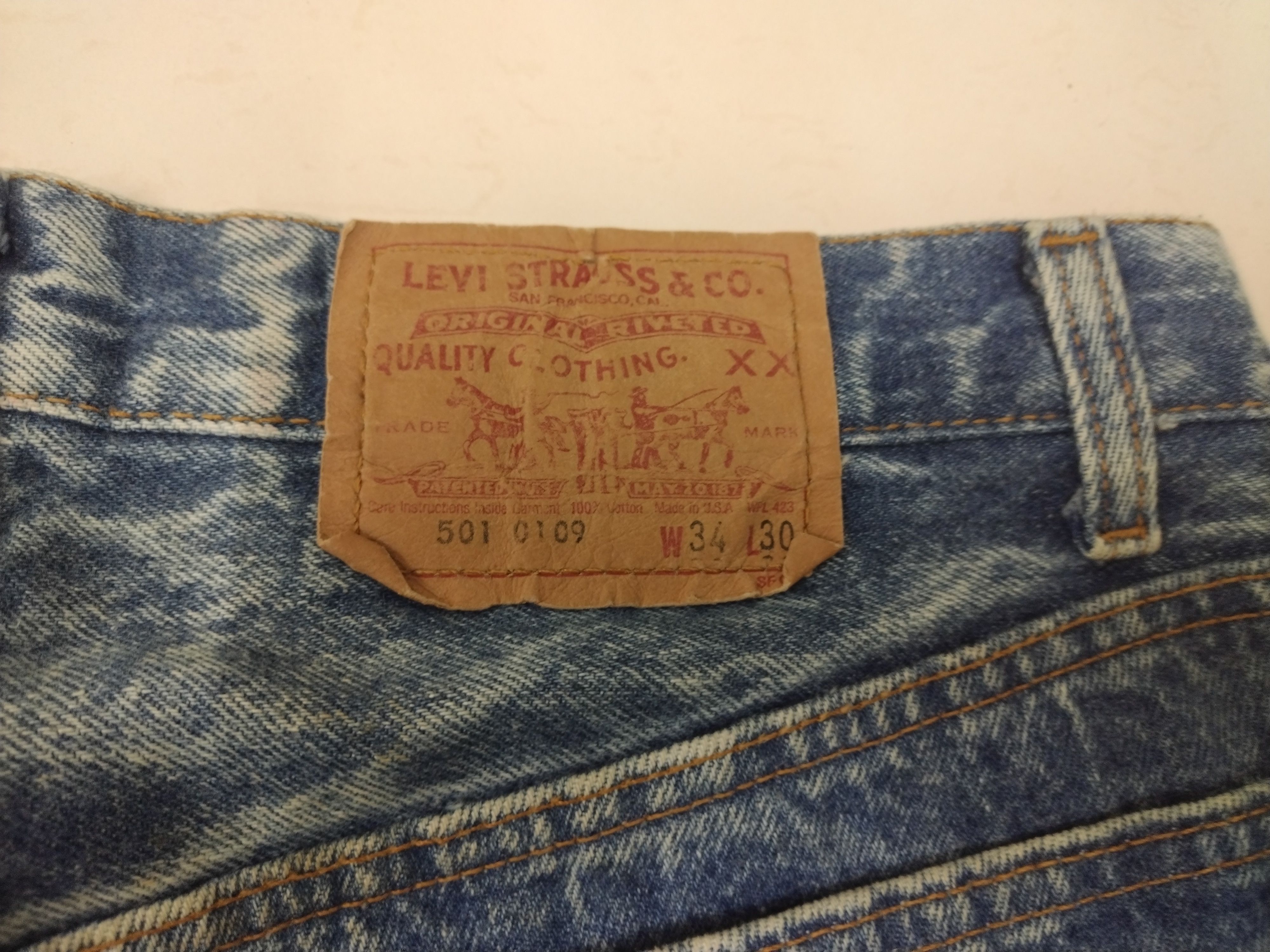 If Six Was Nine × Le Grande Bleu (L.G.B.) × Levi's Crazy acid wash Levi’s Vintage Jeans Size US 34 / EU 50 - 14 Thumbnail