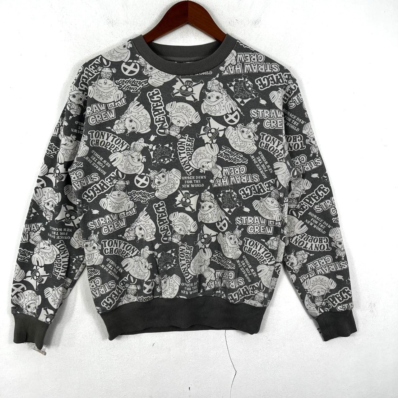 One Piece ANIME ONE PIECE Chopper Straw Hat Crew Manga AOP Sweatshirt Size M / US 6-8 / IT 42-44 - 5 Thumbnail