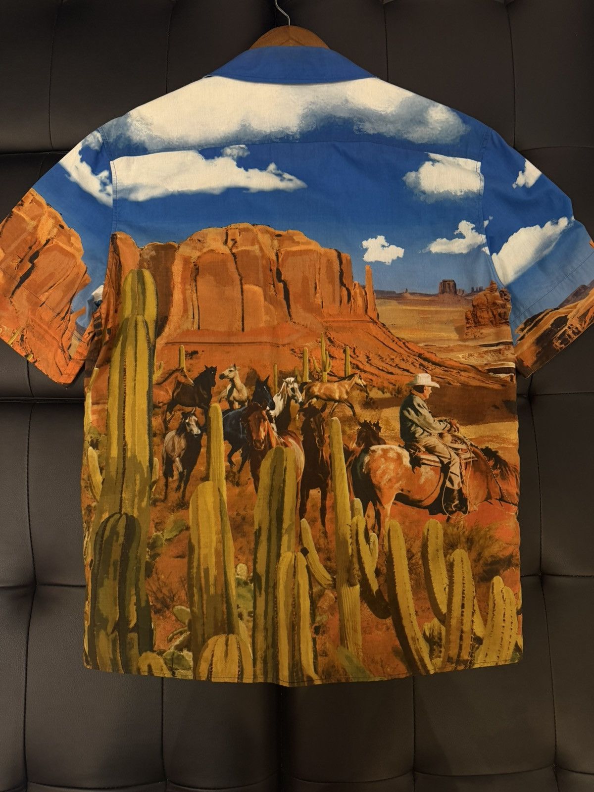 Balmain Size M/41 - Balmain Desert Graphic Short Sleeve Button Up Size US M / EU 48-50 / 2 - 6 Thumbnail