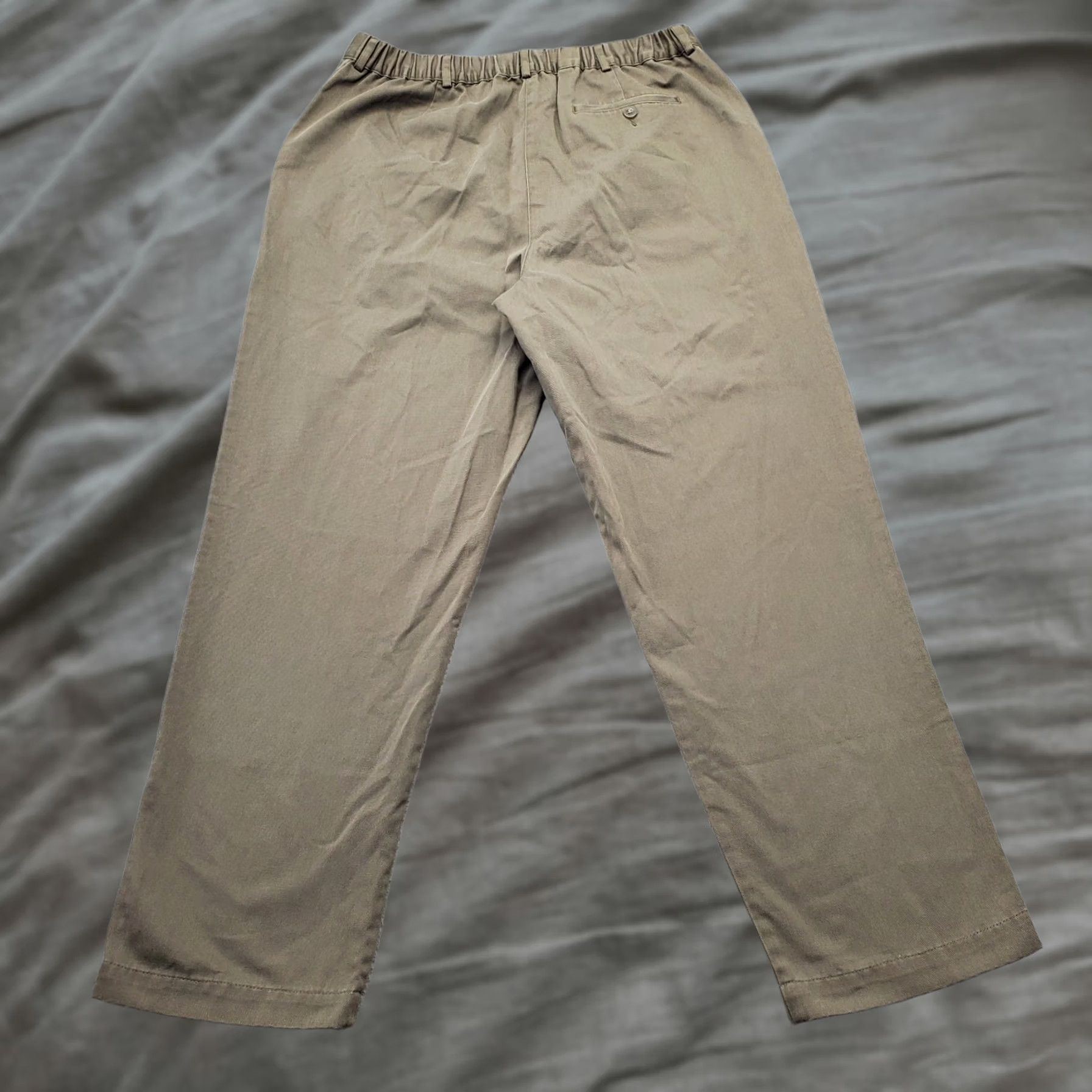 Vintage L.L. Bean Pants Womens Size 16 Green Original Fit Slash Pocket Cotton Straight Leg Shirt? Size 38" / US 16 / IT 52 - 1 Thumbnail