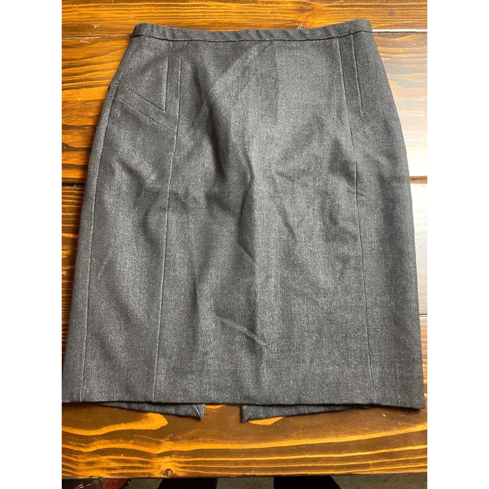 Express Express Design Studio Pencil Skirt Size 2 Charcoal Gray Above Knee Back Slit Womens Slender Skirt Size 26" / US 2 / IT 38 - 2 Thumbnail