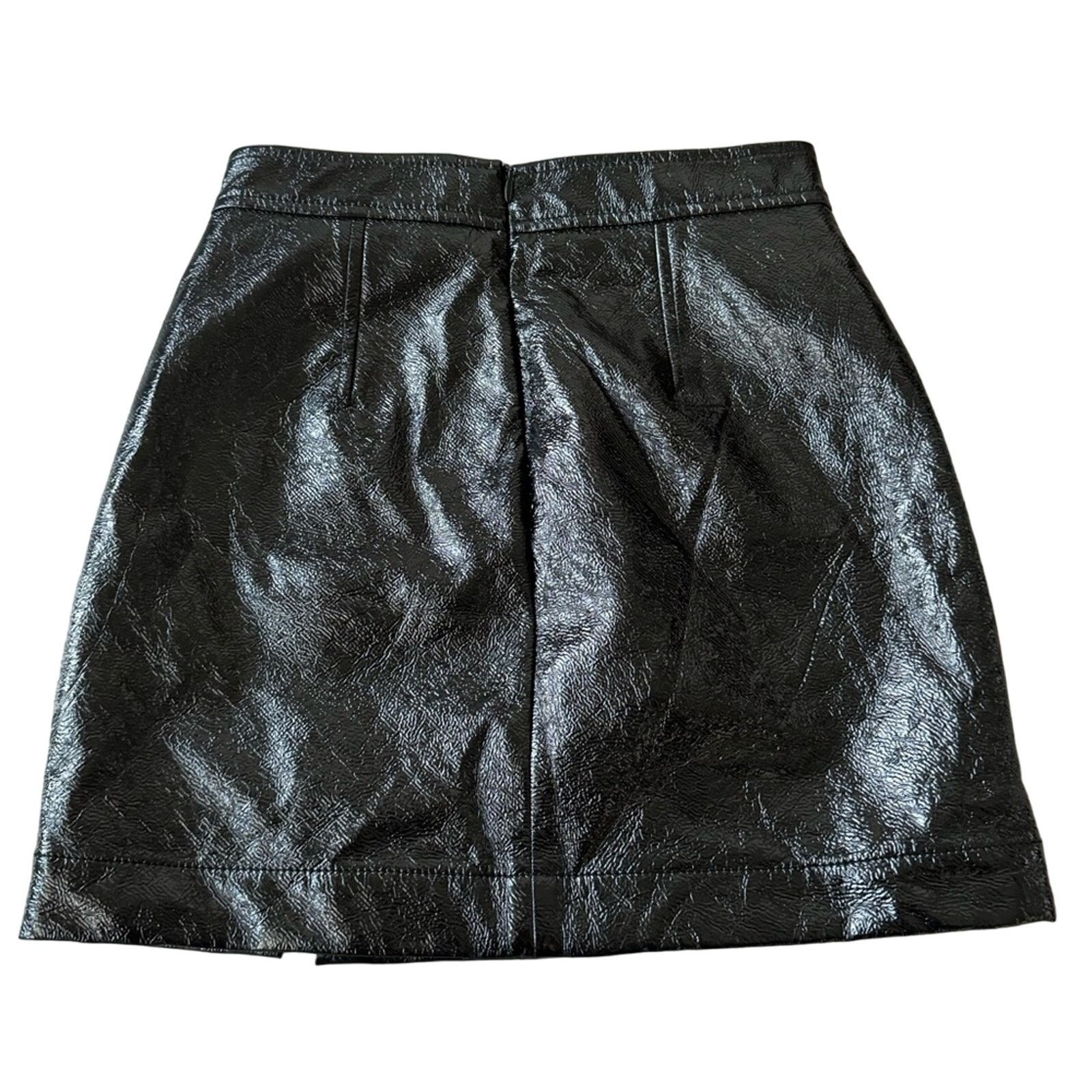 Aritzia Aritzia Wilfred Faux Leather Black Crinkle Skirt Size 24" / US 00 / IT 34 - 4 Thumbnail