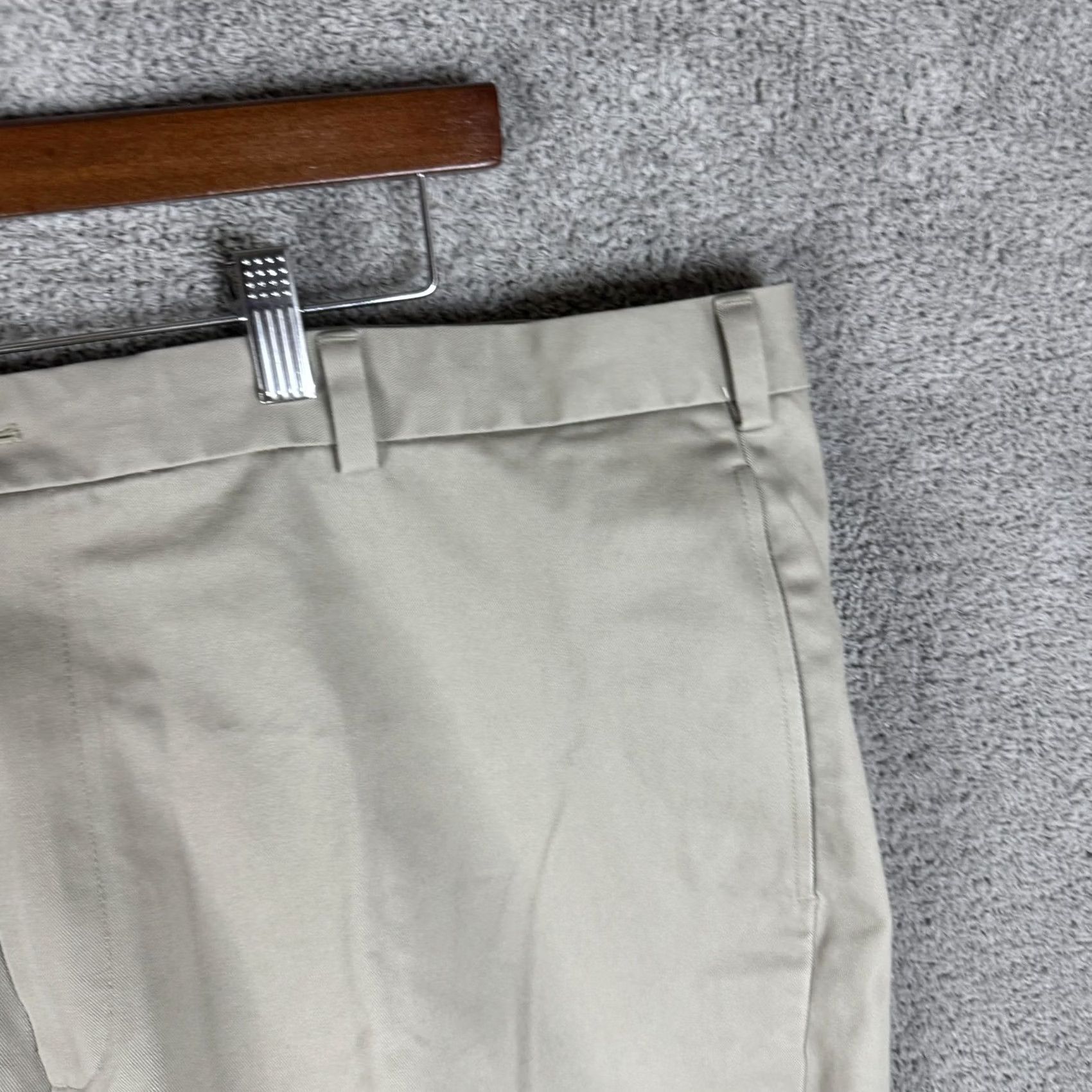 Brooks Brothers Brooks Brothers Clark Fit Advantage Chino Pants Mens 42x30 Khaki Beige Flat Front Straight Leg Business Casual 100% Cotton Size US 42 / EU 58 - 3 Thumbnail