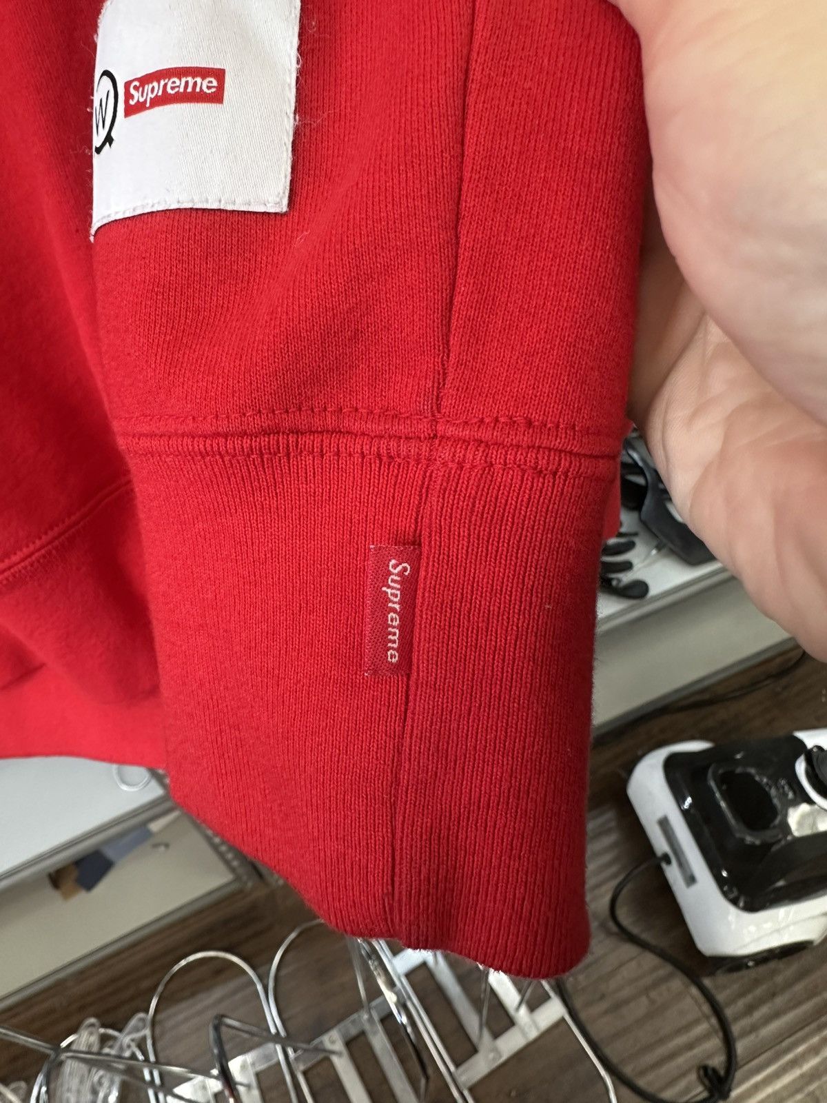 Supreme Supreme x WTAPS Crewneck sweater size XL RED FW21 Size US XL / EU 56 / 4 - 5 Thumbnail