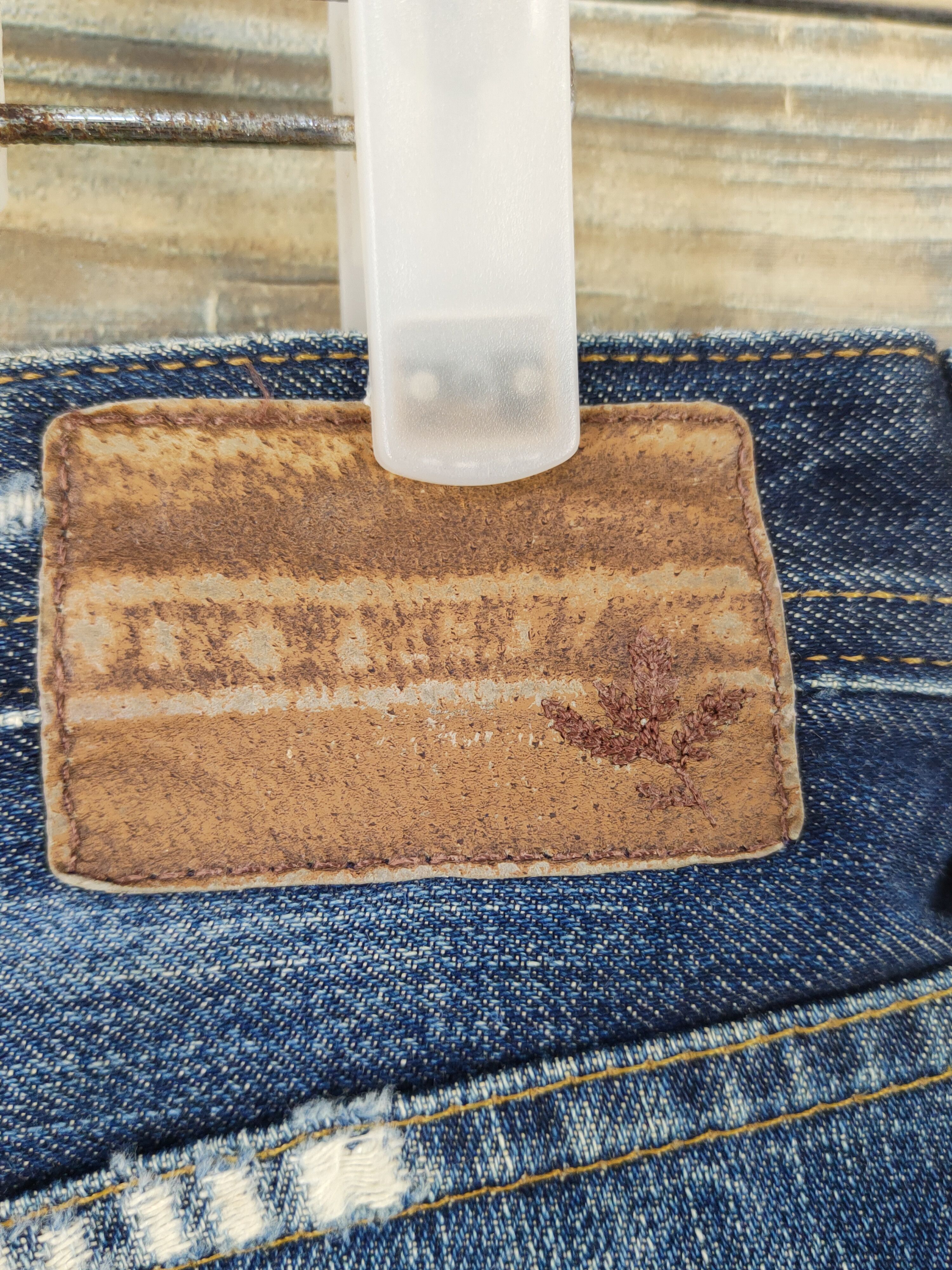 AG Adriano Goldschmied AG Adriano Goldschmied Distressed Ripped denim Jeans #W1591 Size US 29 - 7 Thumbnail