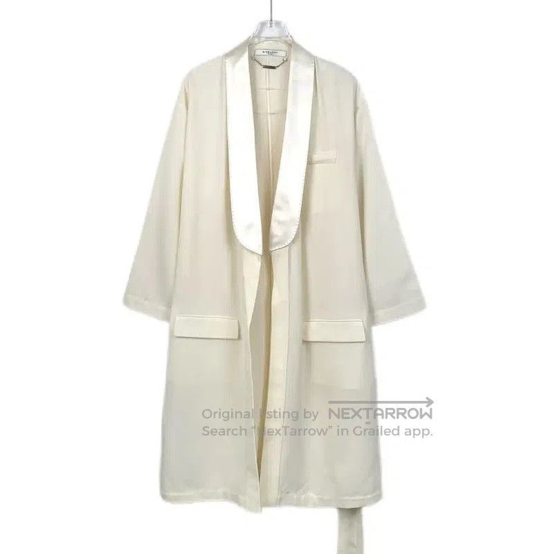 Givenchy Givenchy Women's Cream Wool Jacket . Size XXS / US 00 / IT 34 - 1 Thumbnail