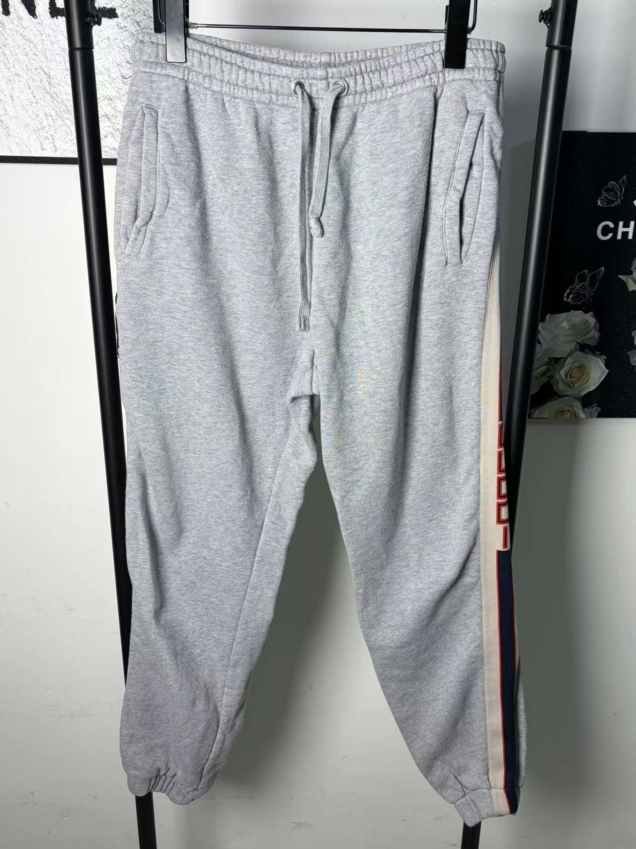 Gucci Gucci White Casual Pants 30 Men Size US 30 / EU 46 - 1 Thumbnail