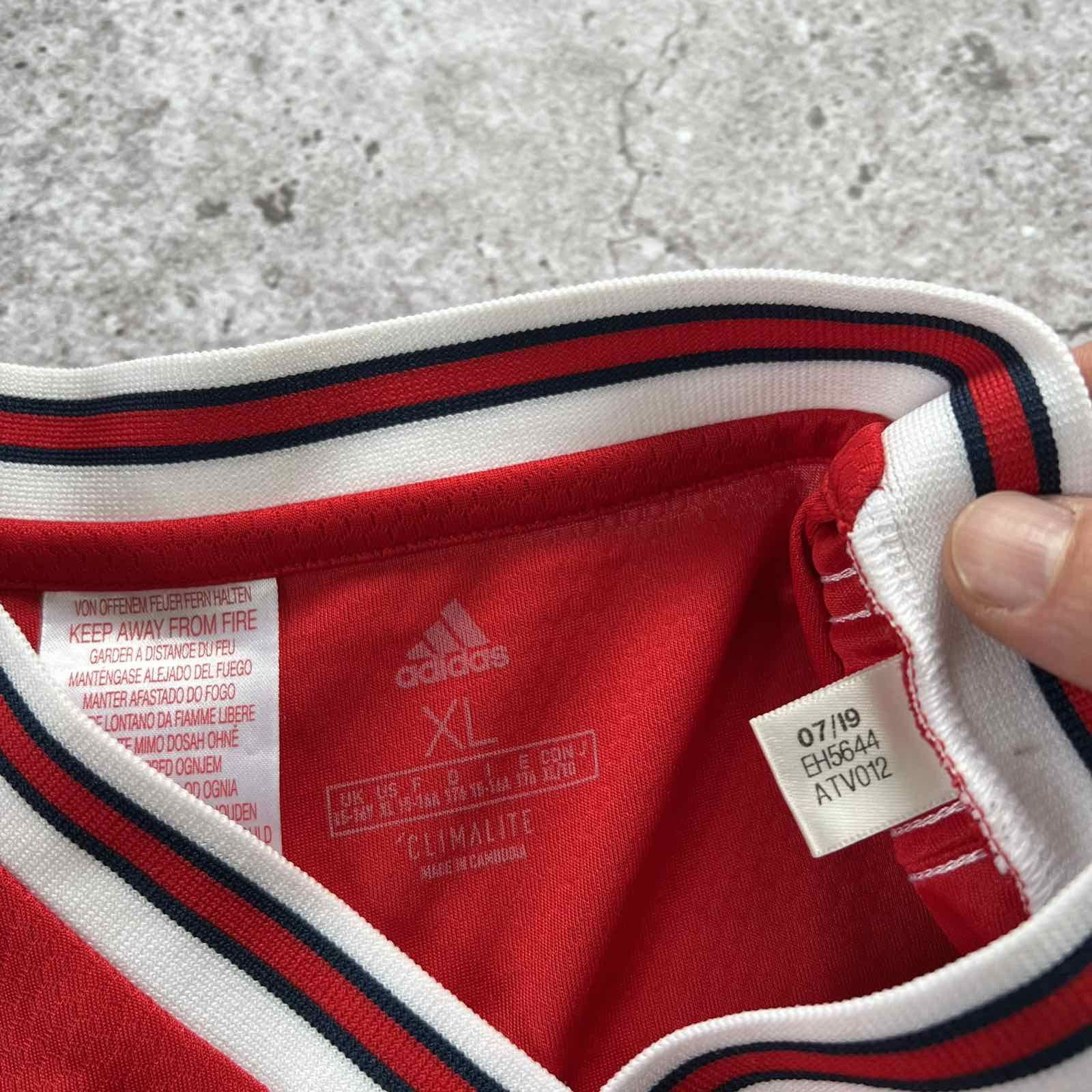 Adidas ARSENAL 2019 HOME FOOTBALL SHIRT SOCCER JERSEY ADIDAS Size US S / EU 44-46 / 1 - 5 Thumbnail