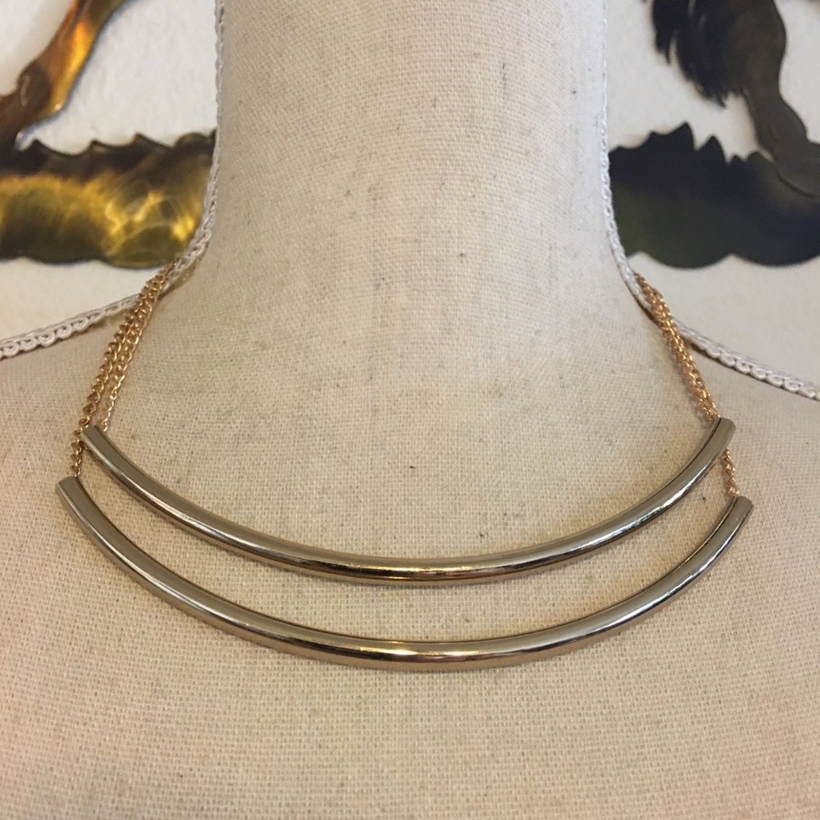 Jewelry Gold tone double bar on chain necklace Size ONE SIZE - 1 Thumbnail