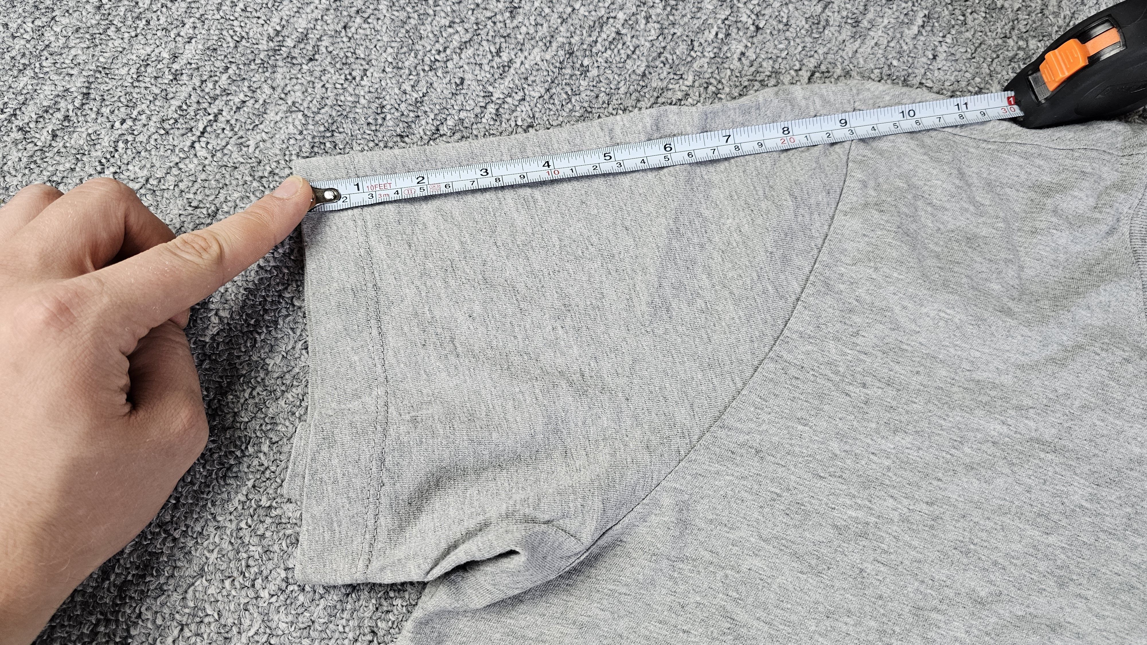 Nike Nike The Nike Tee Smiley Cloud Swoosh Graphic Gray L Size US L / EU 52-54 / 3 - 6 Thumbnail