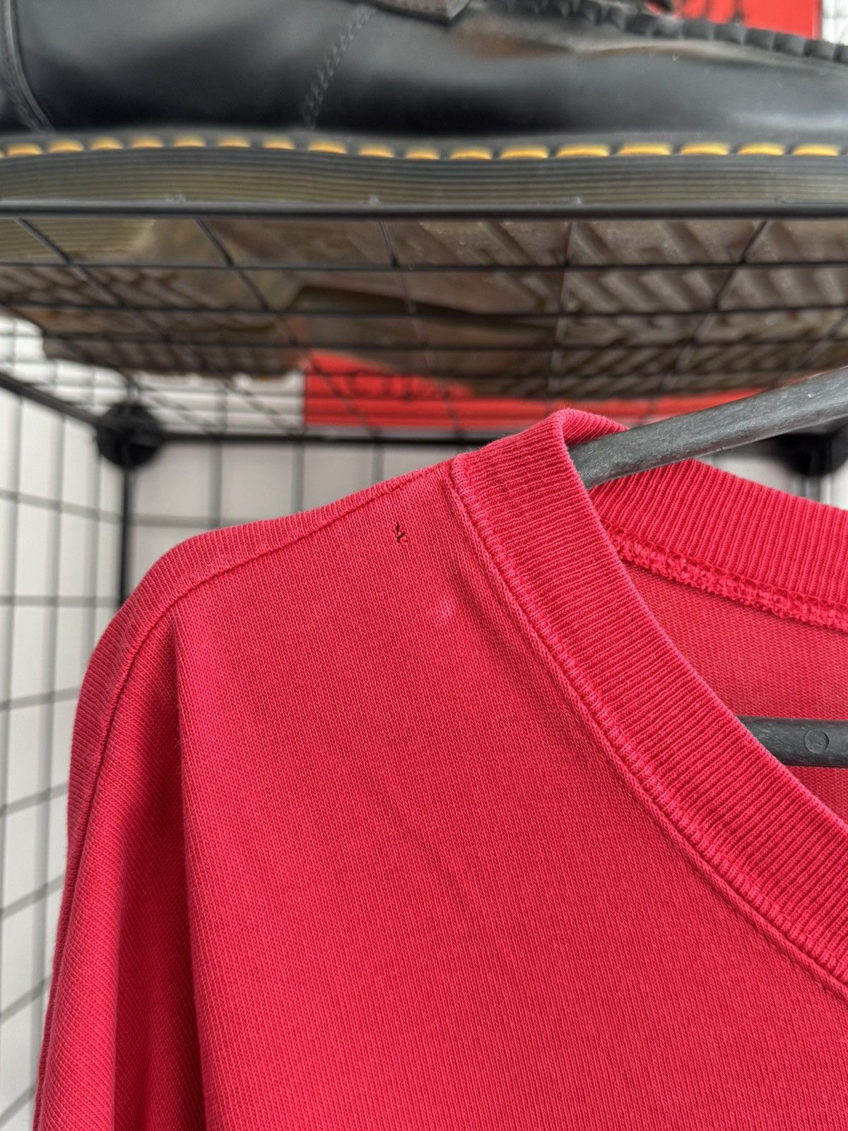 Warner Bros Vintage Warner Bros Red Long Sleeve Size US XL / EU 56 / 4 - 5 Thumbnail