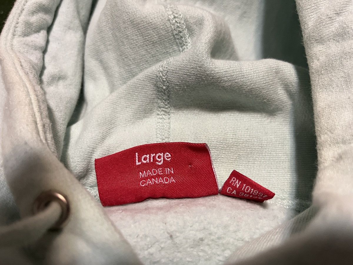 Supreme Supreme F/W17 Ice Blue Box Logo Hoodie size Large Size US L / EU 52-54 / 3 - 4 Thumbnail