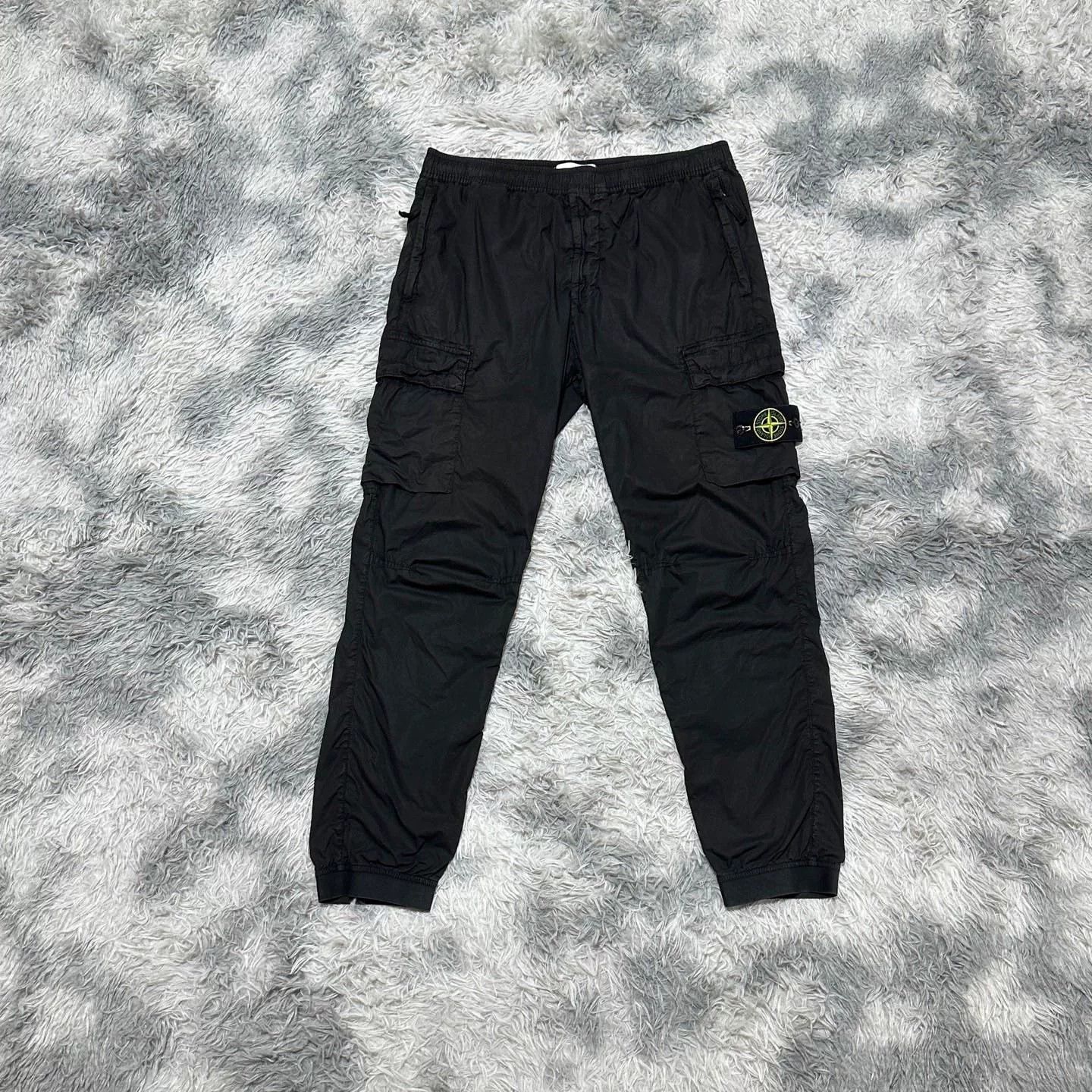 Stone Island Stone Island Black Pants Casual Size US S / EU 44-46 / 1 - 1 Thumbnail