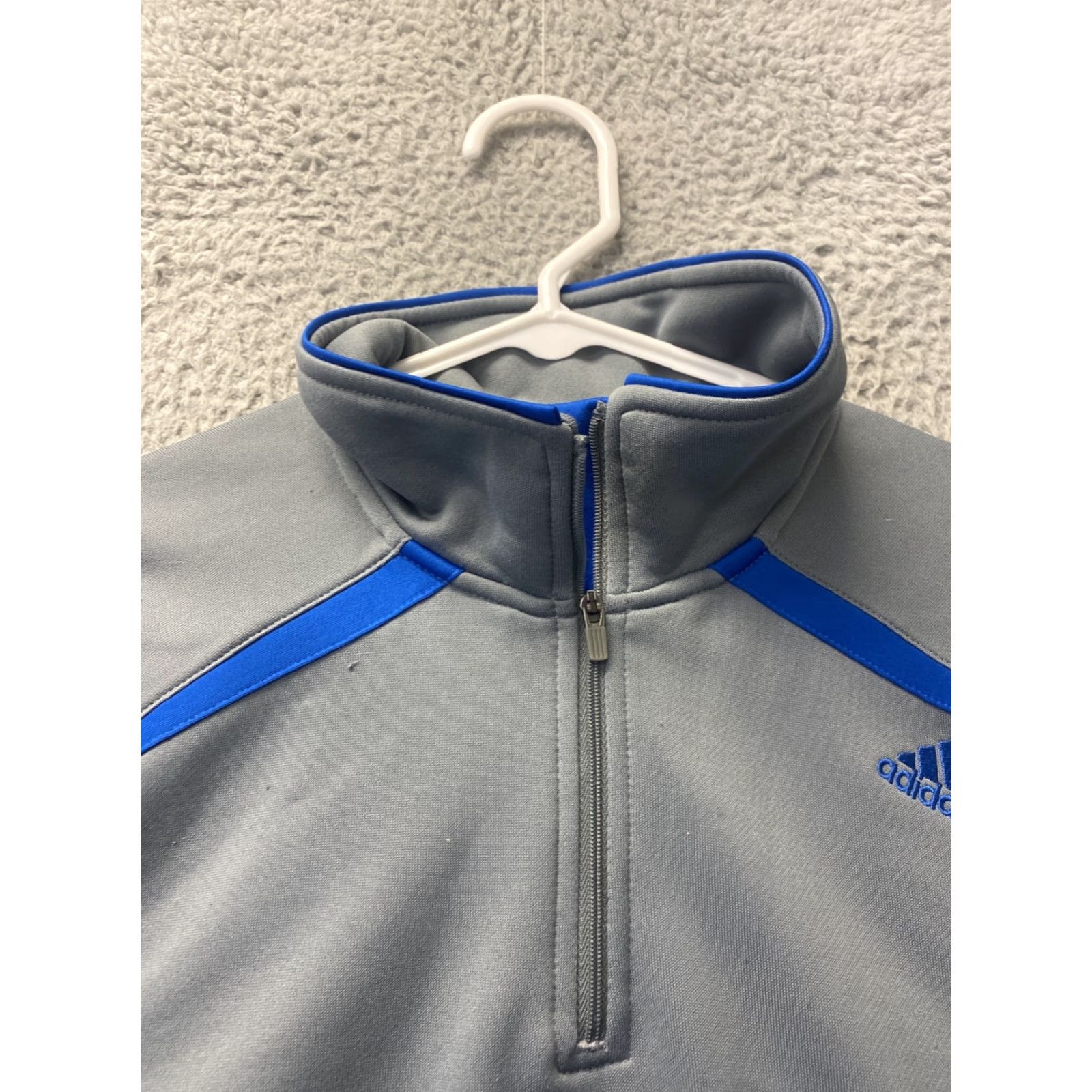 Adidas VINTAGE? Actually not vintage; adidas Therma-Fit Pullover Sweatshirt M Men 1/4 Zip Mock Neck Gray Blue Size US M / EU 48-50 / 2 - 3 Thumbnail