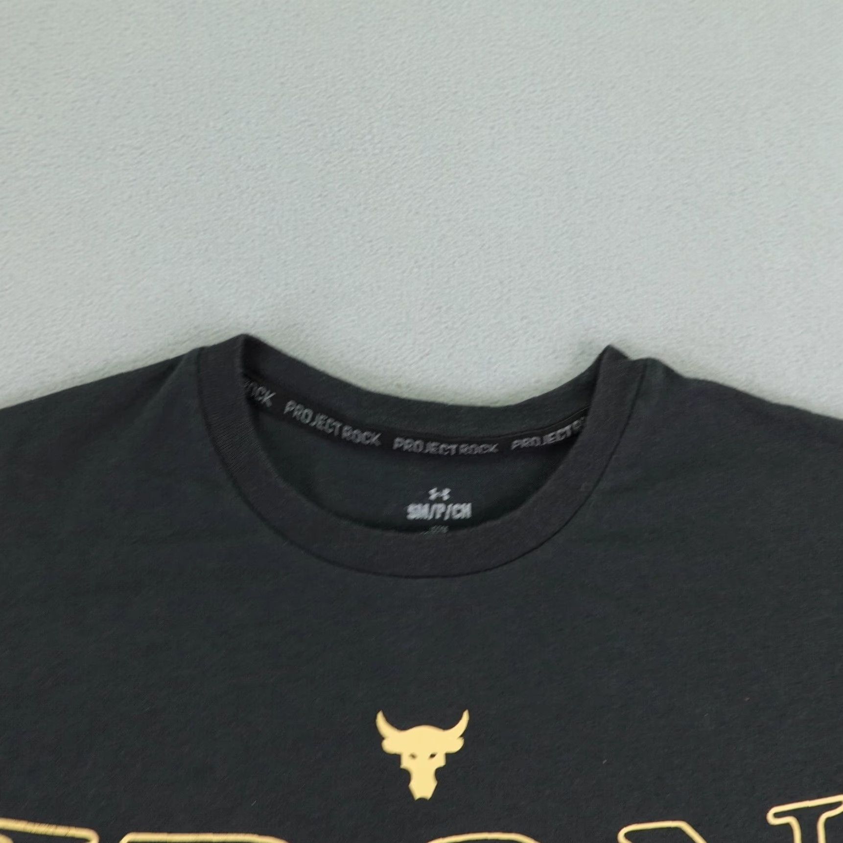 Under Armour Under Armour Shirt Mens Small Black Project Rock Iron Paradise Athletic Workout Shirt Size US S / EU 44-46 / 1 - 2 Thumbnail