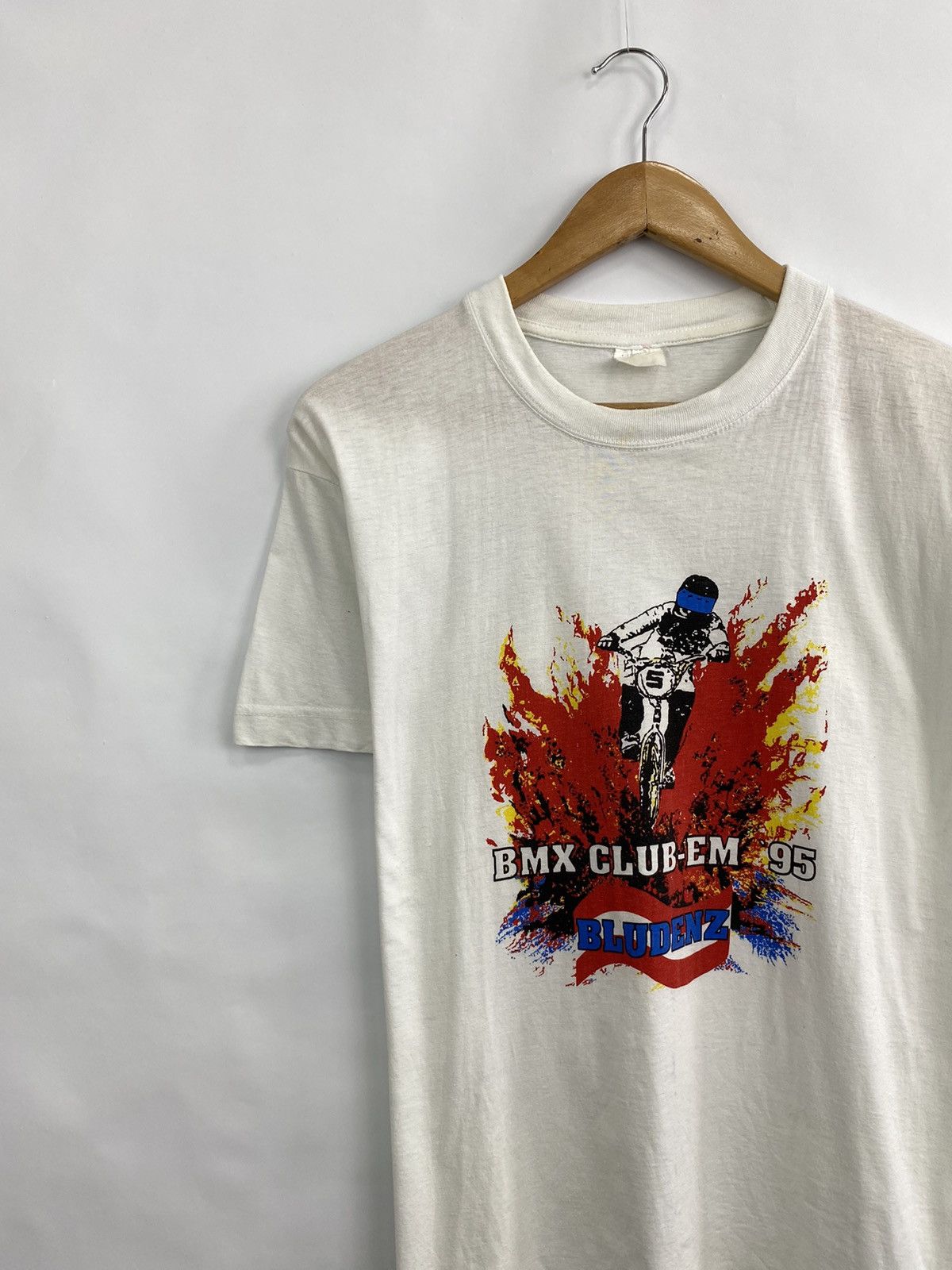 Vintage Vintage 95s BMX Club-em Bludenz t-shirt Size US M / EU 48-50 / 2 - 3 Thumbnail