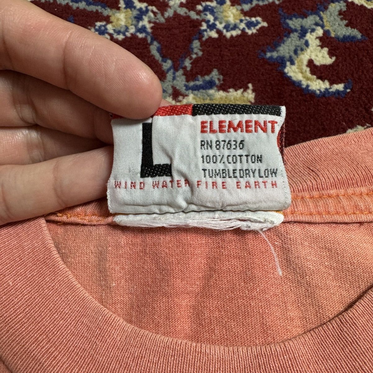 Element Vintage 2000s Element skateboards Periodic Table skate shirt Size US L / EU 52-54 / 3 - 7 Thumbnail