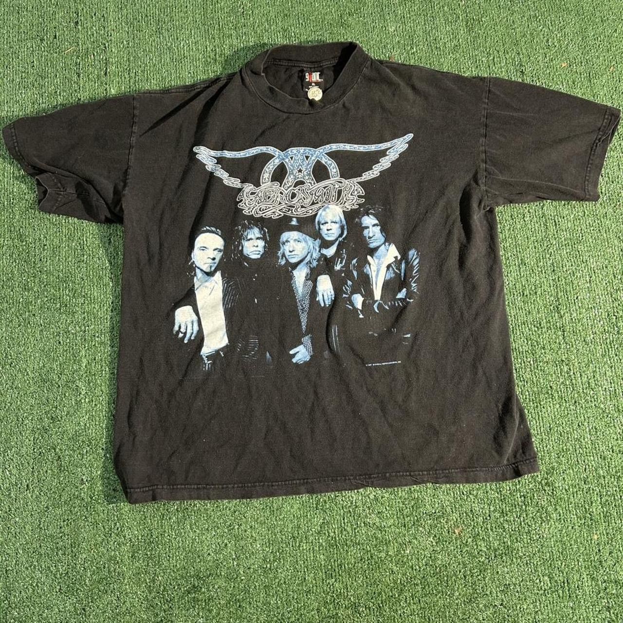 Giant insane grail 1997 Aerosmith Nine lives world tour tee Size US L / EU 52-54 / 3 - 1 Thumbnail