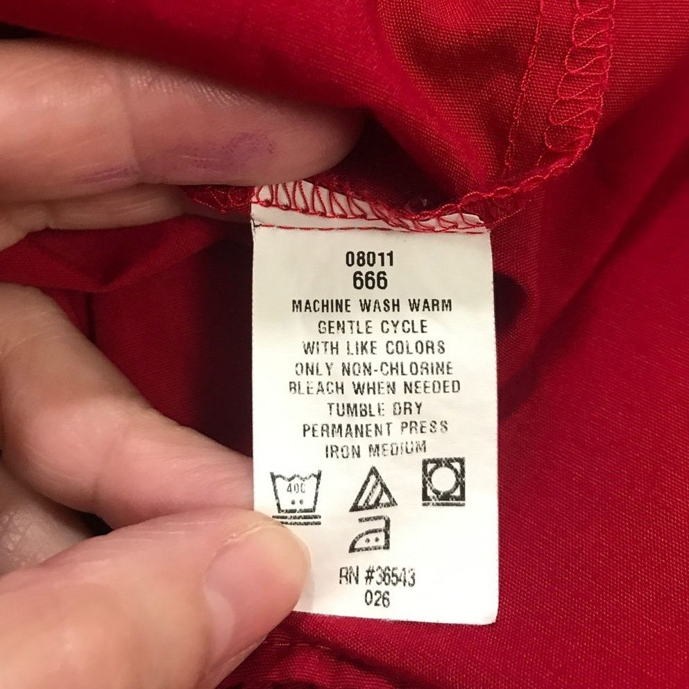 Van Heusen Van Heusen Collared Red Long Sleeve Men Shirt 17 34/35 XL Size US XL / EU 56 / 4 - 5 Thumbnail