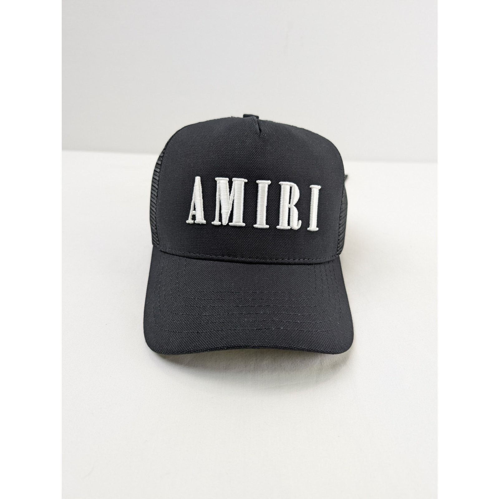 Amiri o1rshd1 Q:2 / Core Logo Trucker Cap / Hat in Black/White Size ONE SIZE - 1 Thumbnail