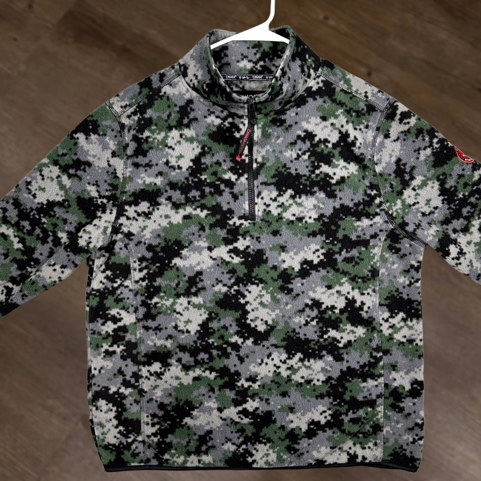 Vintage Canada Weathergear Jacket Fleece Mens Large Green Gray Digital Camo Quarter Zip Size US L / EU 52-54 / 3 - 1 Thumbnail