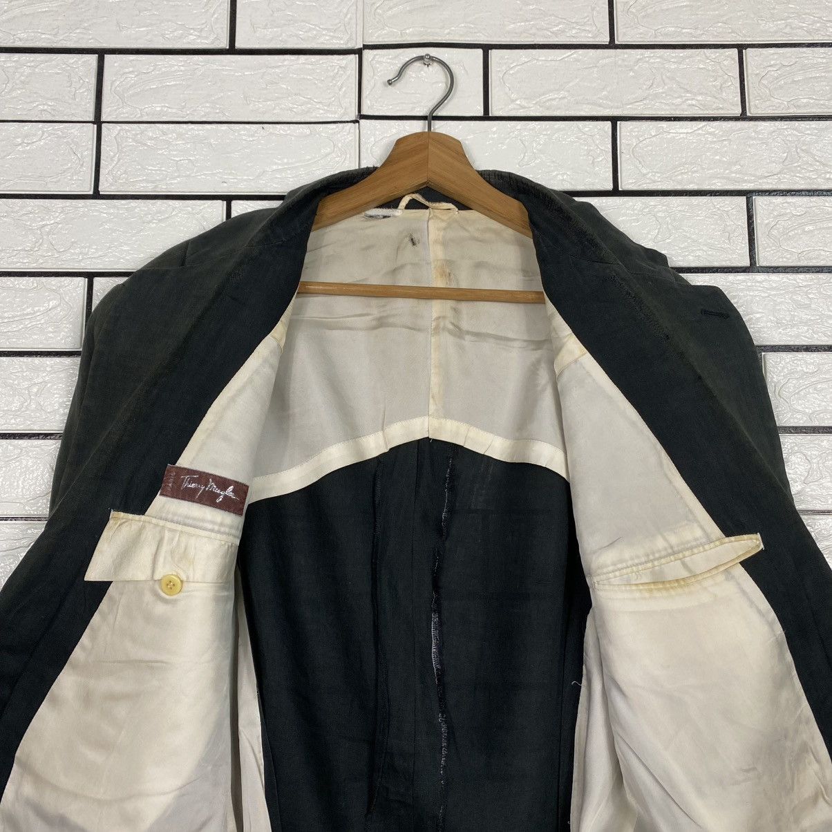 Thierry Mugler 🔥DISTRESSED RUNWAY STYLE JACKET DOUBLE BREAST THIERRY MUGLER Size US S / EU 44-46 / 1 - 14 Thumbnail