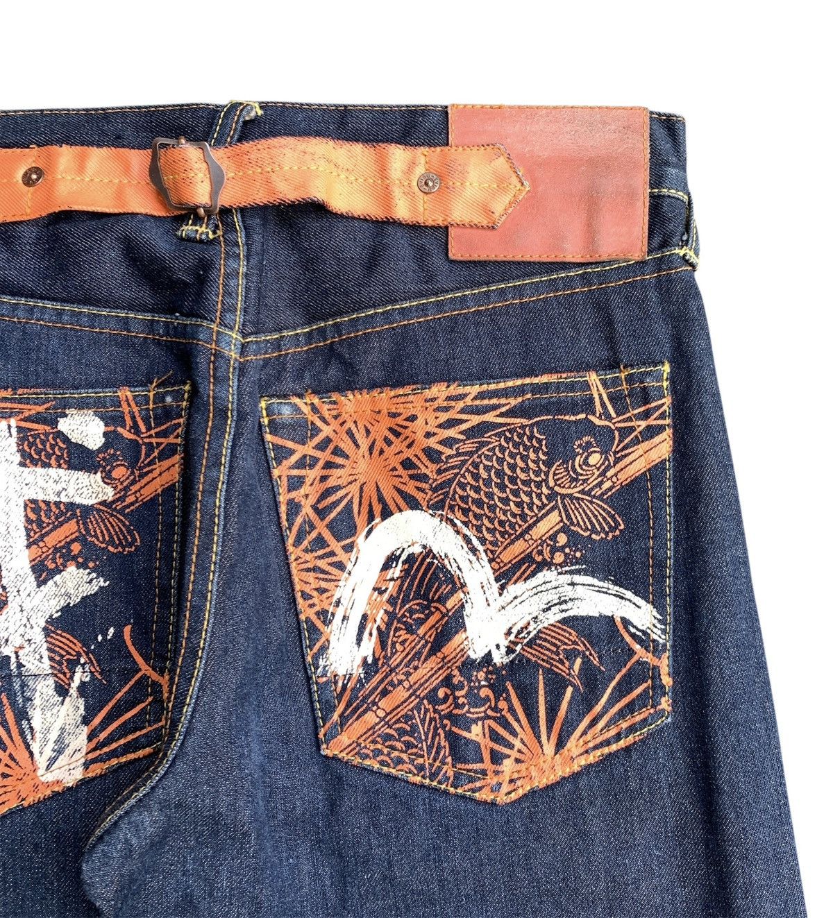 Evisu Vintage Evisu Buckle Back Koi Fish Painted Selvedge Denim Size US 30 / EU 46 - 6 Thumbnail
