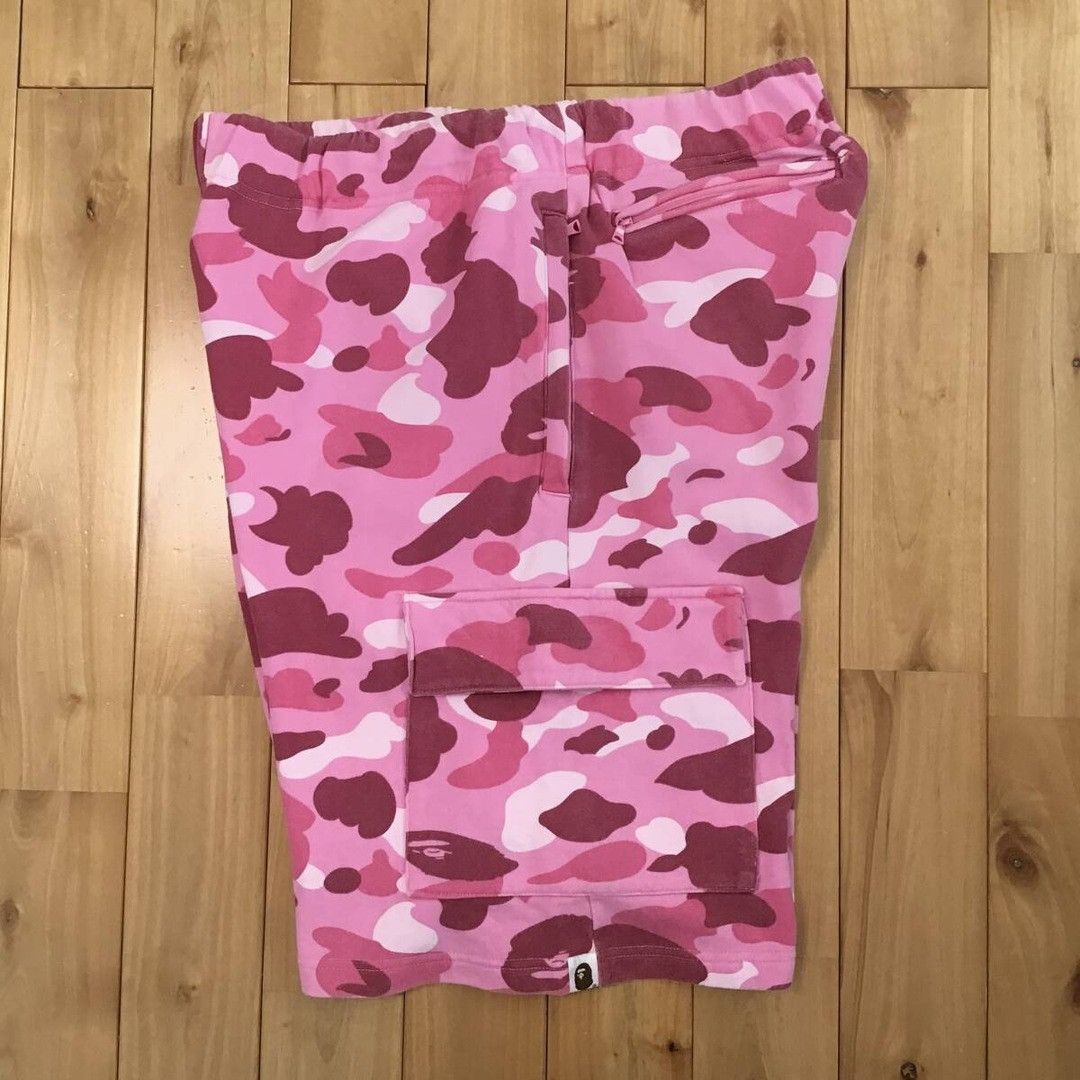 Bape BAPE Pink camo sweat shorts a bathing ape NIGO ★size L Size US 34 / EU 50 - 2 Thumbnail
