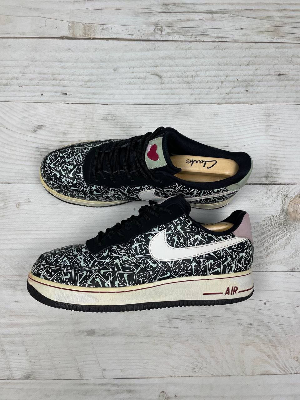 Nike Nike Air Force 1’07 SE Low Valentine Day Sneakers Size US 10.5 / EU 43-44 - 1 Thumbnail