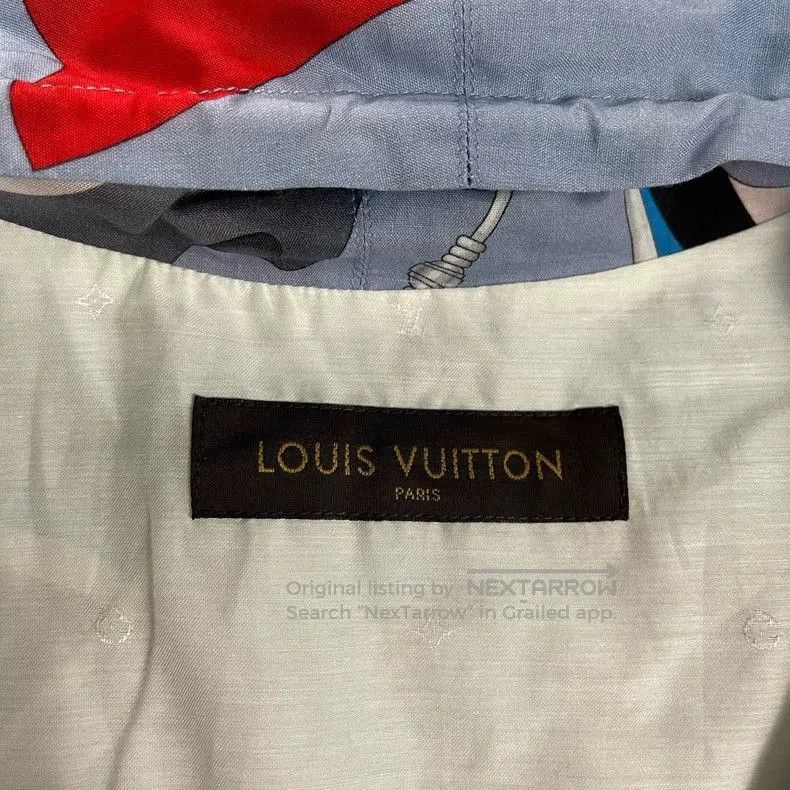Louis Vuitton Louis Vuitton S Windbreaker Hooded. Size US S / EU 44-46 / 1 - 5 Thumbnail