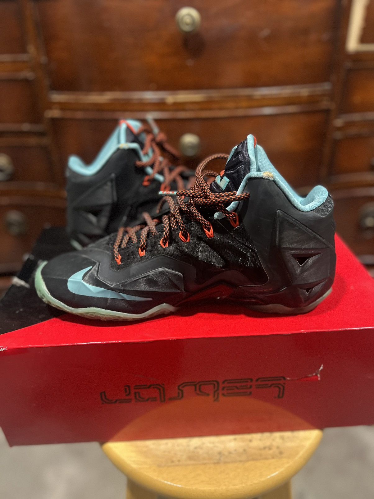 Nike Lebron XI (11) JADE Size US 10.5 / EU 43-44 - 5 Thumbnail