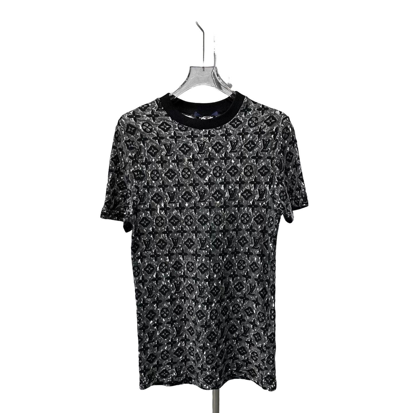 Louis Vuitton Louis Vuitton Monogram Knit T-Shirt Size M Size US M / EU 48-50 / 2 - 1 Thumbnail