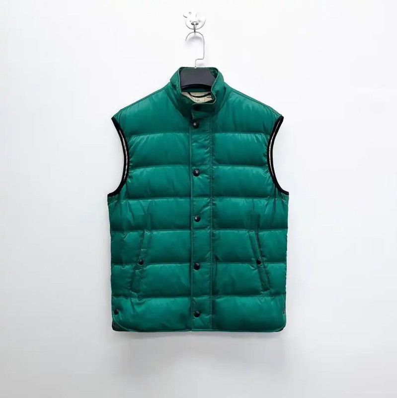 Burberry Burberry Green Short Puffer Vest for Women Size M / US 6-8 / IT 42-44 - 1 Thumbnail