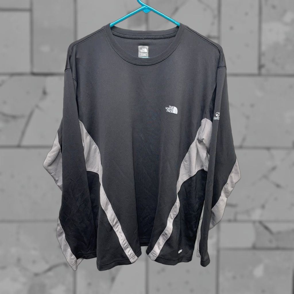 The North Face The North Face Athletic Long Sleeve Shirt Mens XL Black Size US XL / EU 56 / 4 - 1 Thumbnail