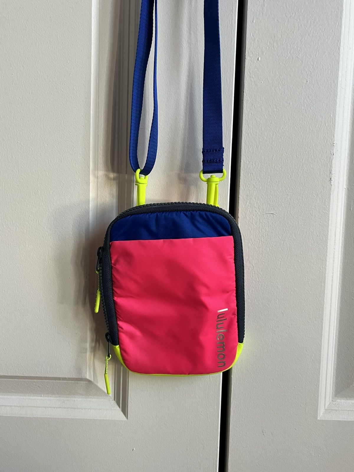 Lululemon Lululemon crossbody Size ONE SIZE - 1 Thumbnail