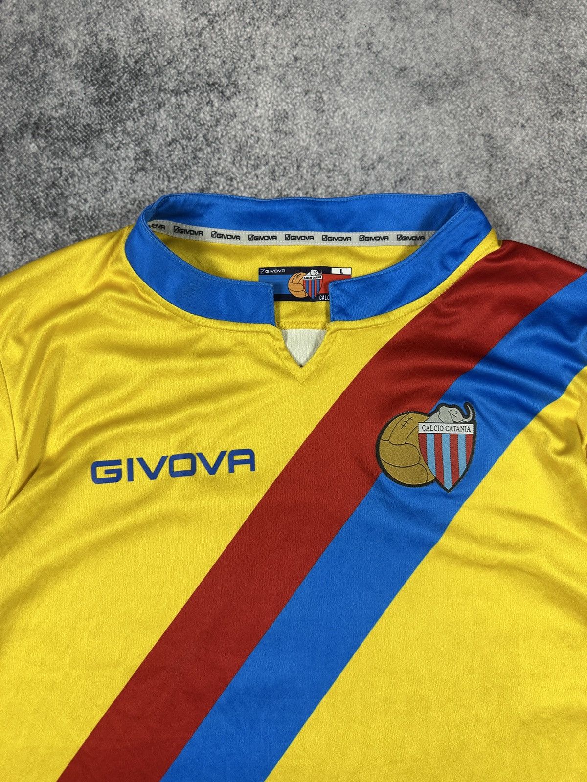 Vintage Givova Calcio Catania Soccer Jersey Streetwear Rare Casual L Size US L / EU 52-54 / 3 - 2 Thumbnail