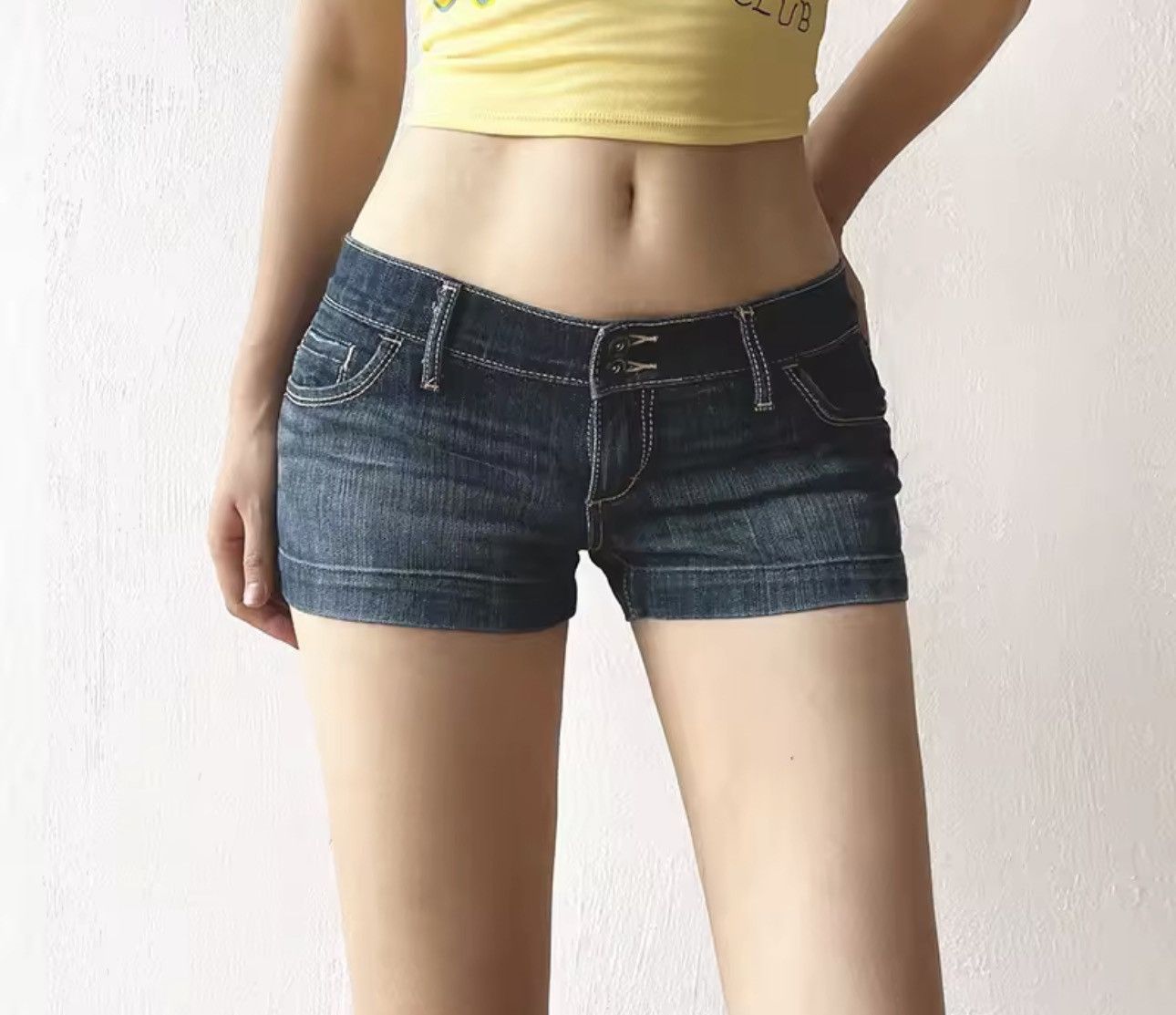 Vintage Y2k Mini Jeans Shorts 2000s Style Size 27" / US 4 / IT 40 - 2 Thumbnail