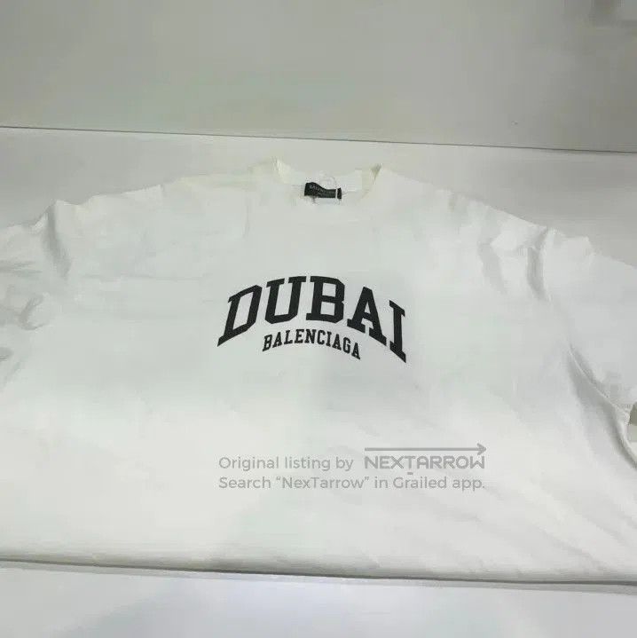 Balenciaga Balenciaga Dubai Logo Print Short Sleeve T. Size US L / EU 52-54 / 3 - 4 Thumbnail