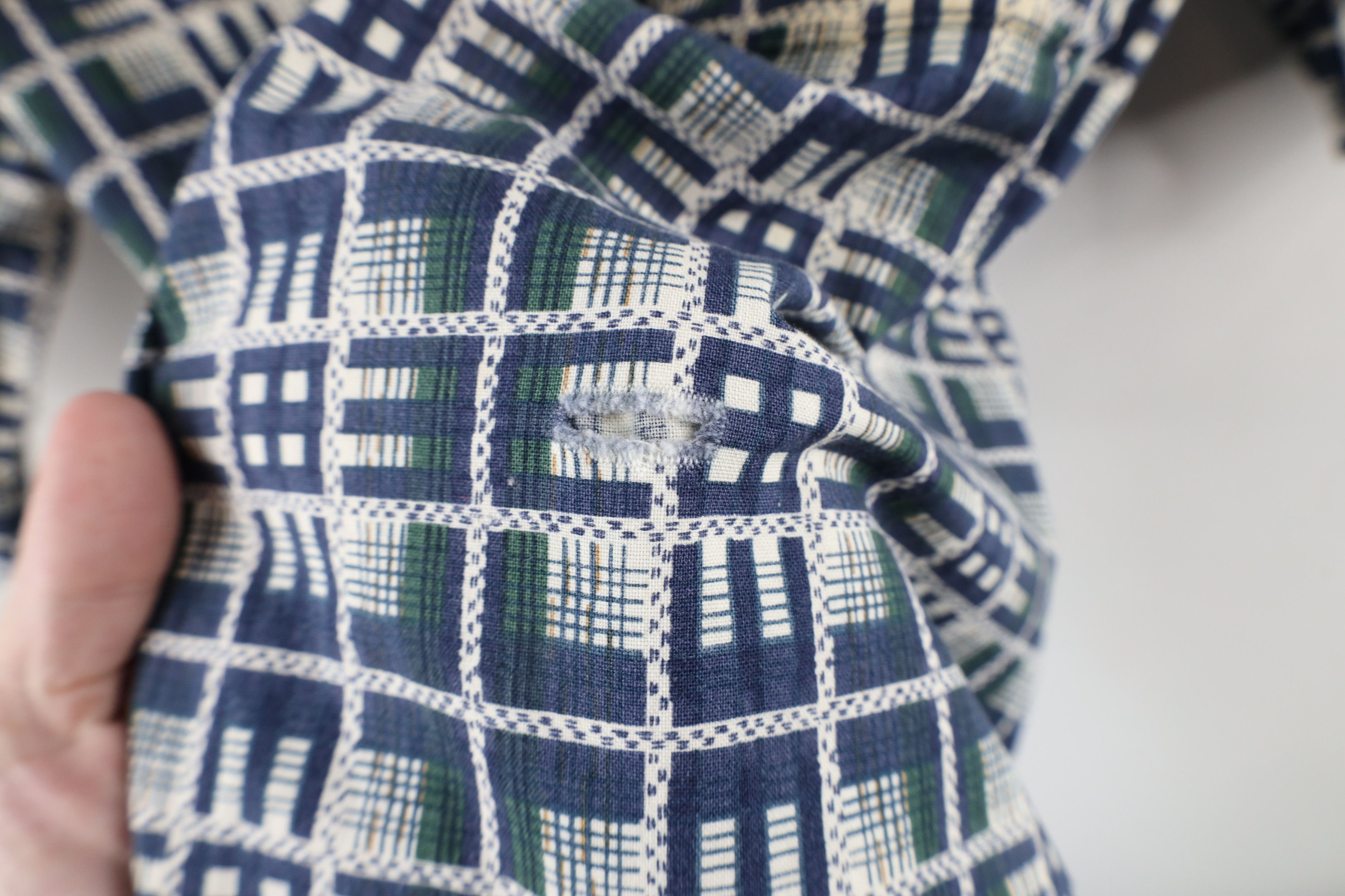 Vintage Vintage 90s Streetwear Short Sleeve Button Down Shirt Size US L / EU 52-54 / 3 - 5 Thumbnail