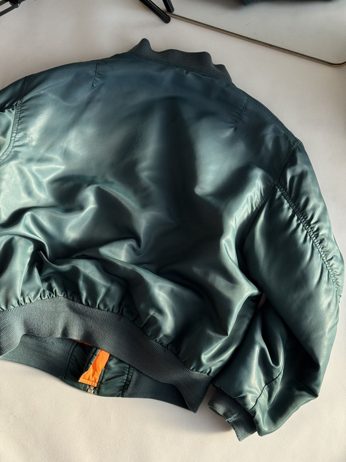 Vintage Vintage Boxy Faded MA1 Bomber Jacket Alpha Industries Style Size US L / EU 52-54 / 3 - 11 Thumbnail