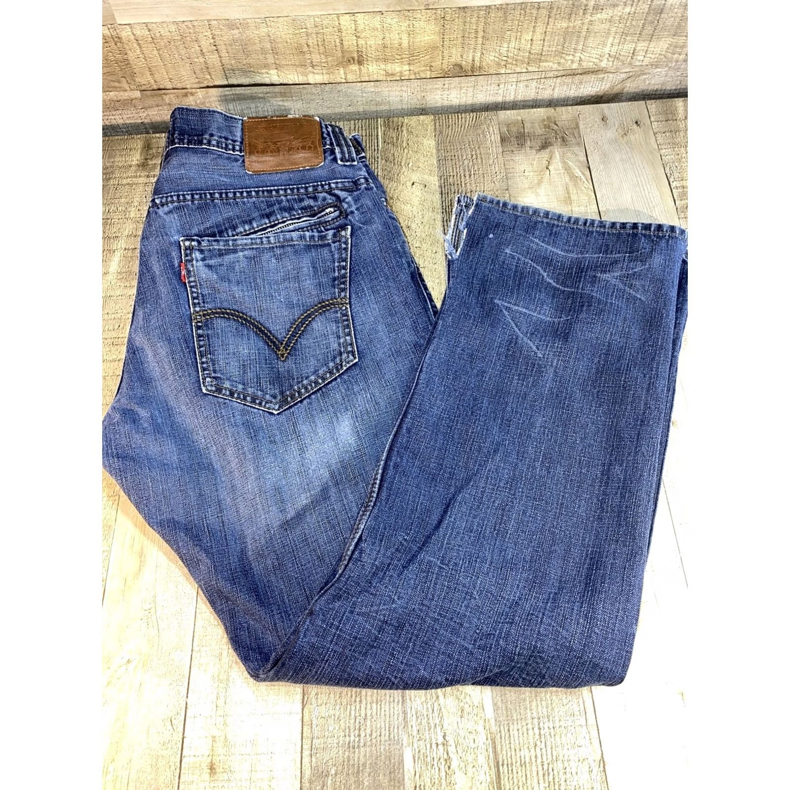 Levi's Levi's 514 Slim Straight Jeans Men 36 x 32 Blue Denim Regular Inseam 32 Red Tab SLIMING Size US 36 / EU 52 - 2 Thumbnail