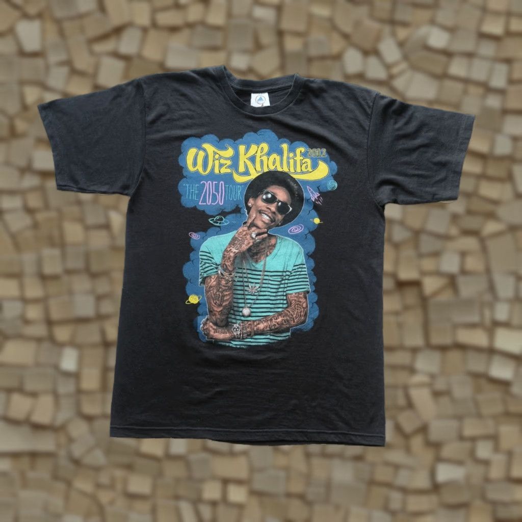 Delta VINTAGE WIZ KHALIFA 2050 TOUR BLACK T SHIRT Men SZ M Delta Pro Weight Crew Neck Short Sleeve Graphic Print 2012 Music Size US M / EU 48-50 / 2 - 1 Thumbnail