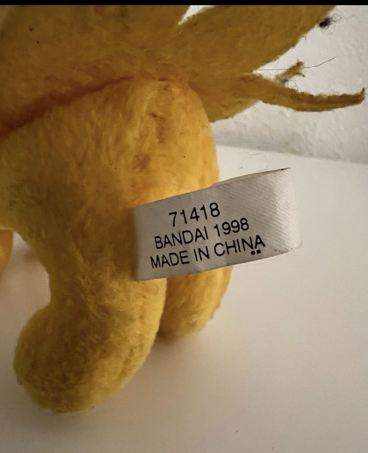 Pokemon RARE 1998 Bandai Pokémon Jolteon Plush #71418 Authentic Size ONE SIZE - 5 Thumbnail