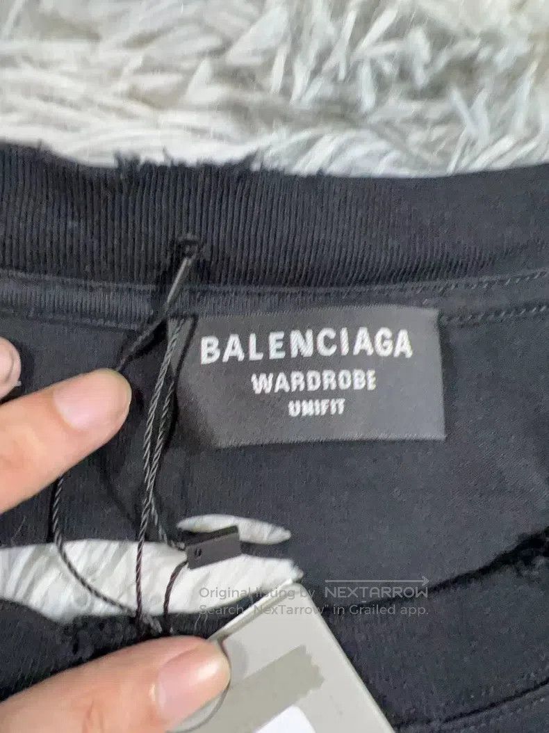 Balenciaga Balenciaga Big distressed short-sleeve Size US XS / EU 42 / 0 - 5 Thumbnail