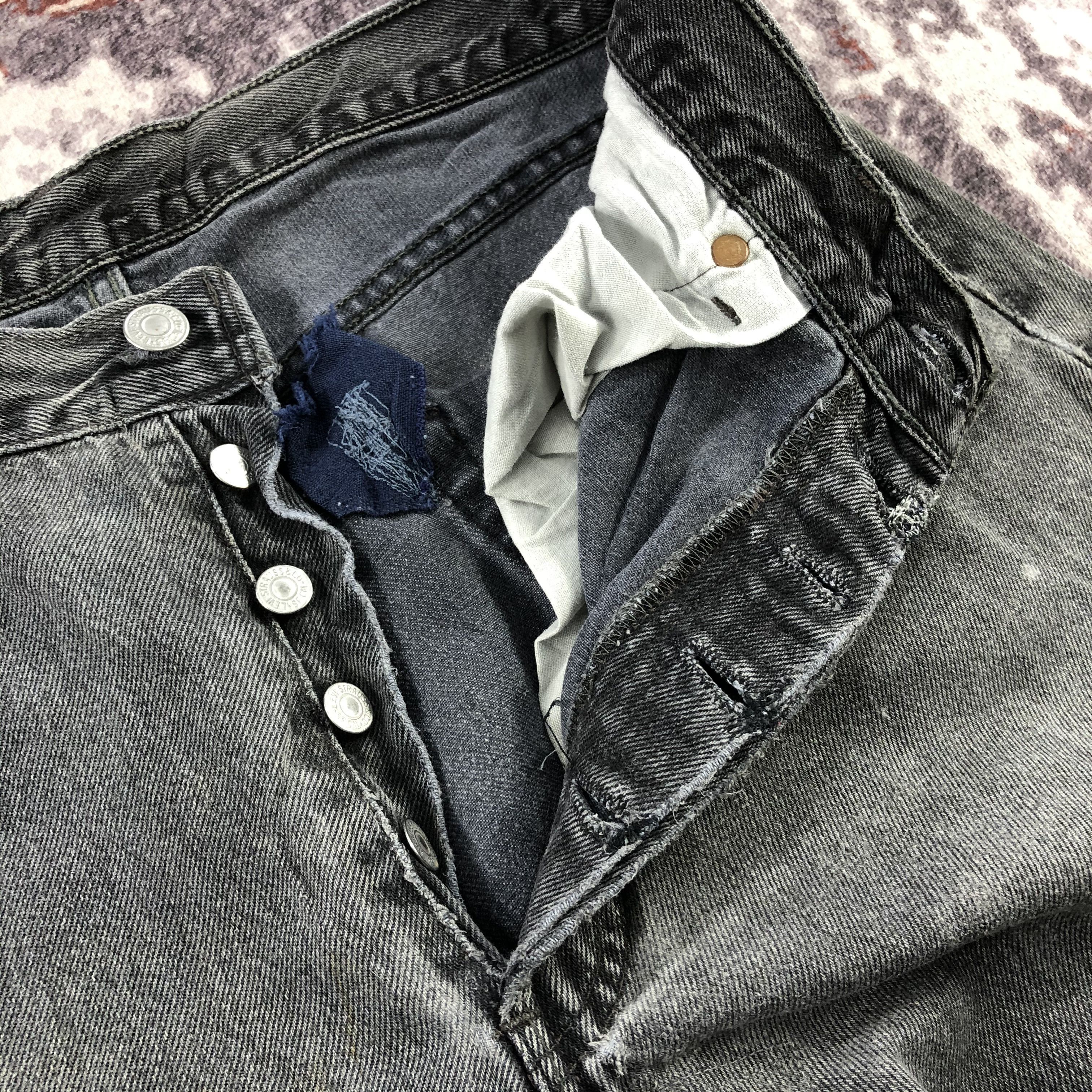 Levi's Vintage Faded Black Levis 501 Jeans-JM3040 Size US 32 / EU 48 - 13 Thumbnail