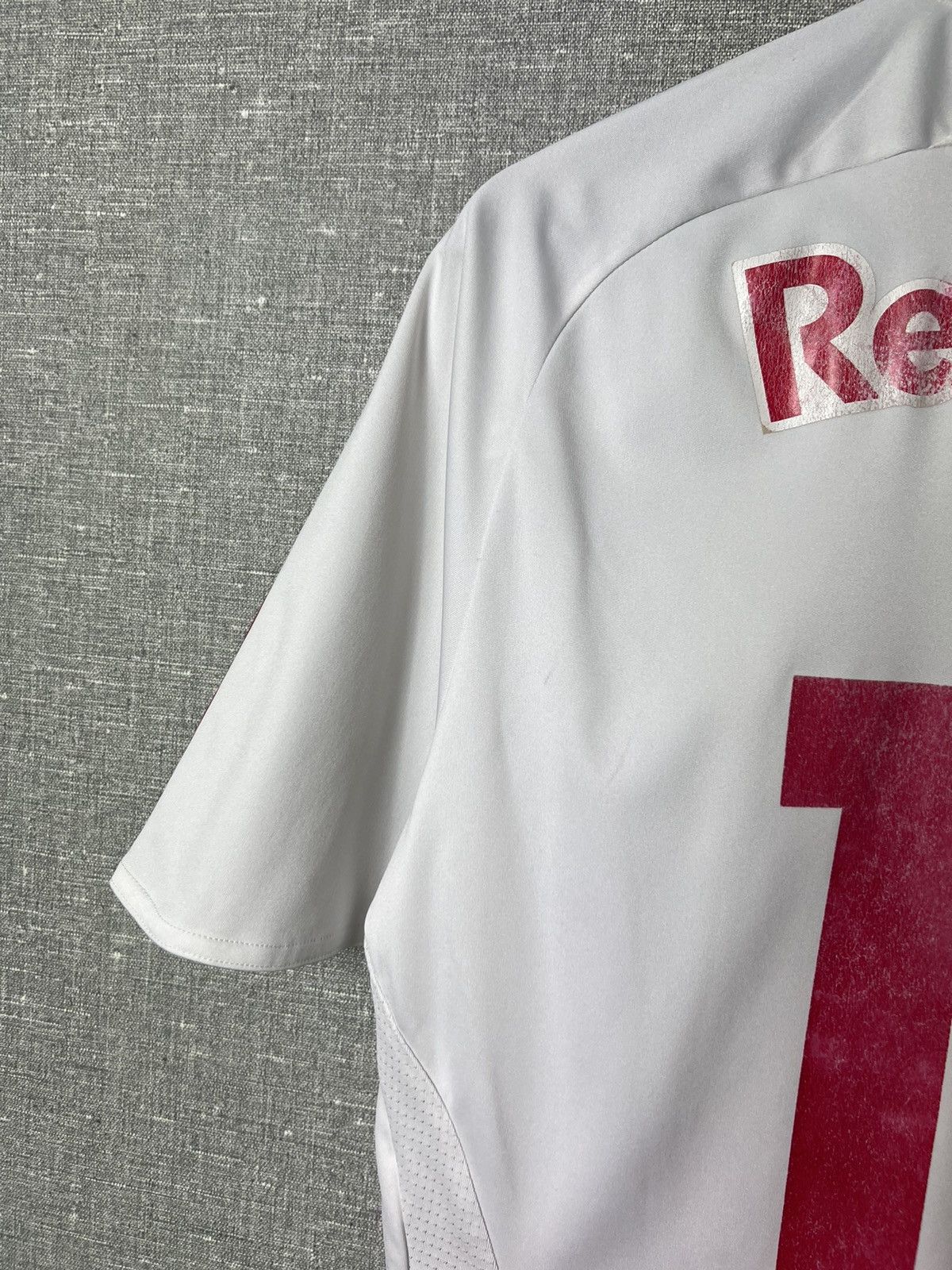 Adidas Adidas Salzburg 2007 / 2008 Home Jersey #18 Remo Meyer Size US S / EU 44-46 / 1 - 19 Thumbnail